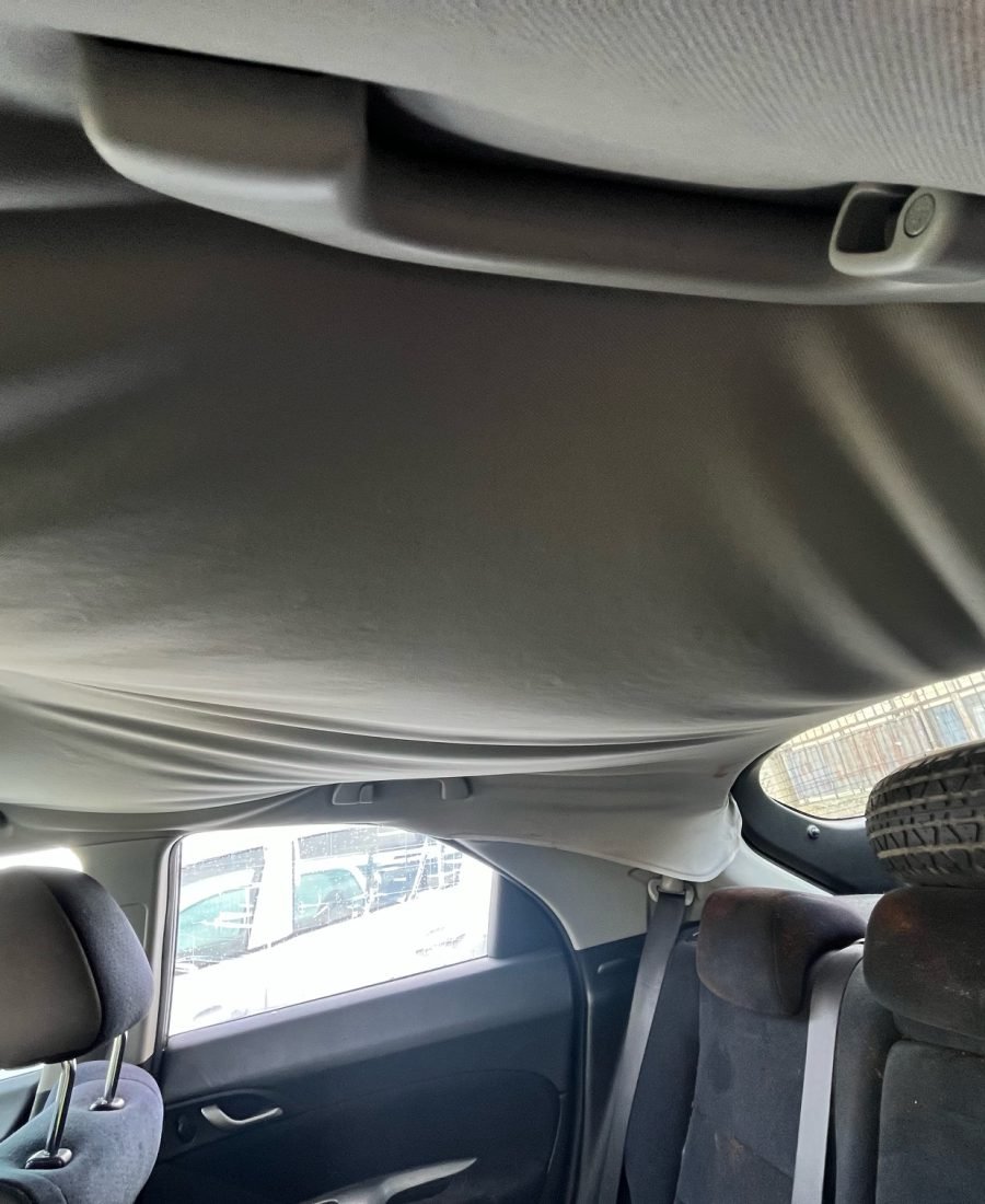 Forro do tejadilho de automóvel renovado